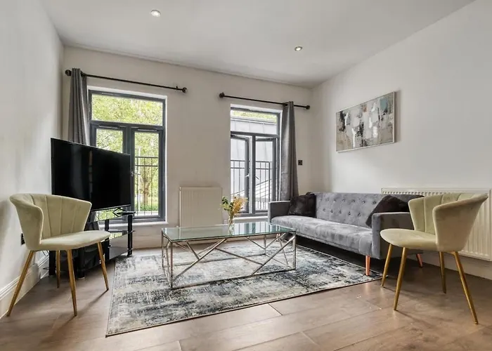 Luxurious Spacious Apartment 2Br 2Ba