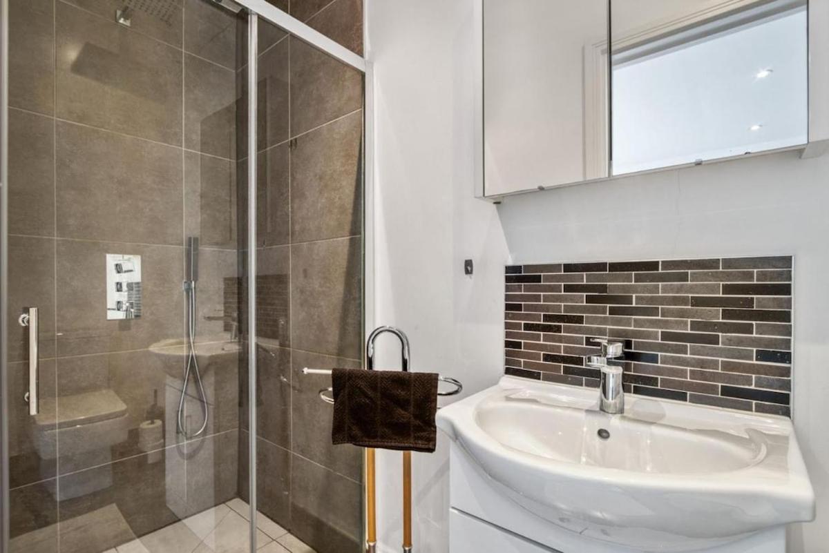 Apartment Luxurious Spacious 2br 2ba